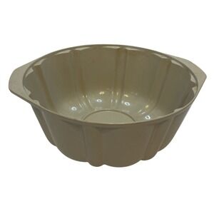 Vintage Tan‎ Plastic Gelatin Mold Bowl Kitchen Baking Ware Fluted Design